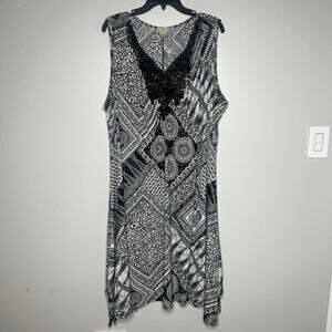 One World Live & Let Live Boho Sleeveless Black White Handkerchief Hem Size 3X